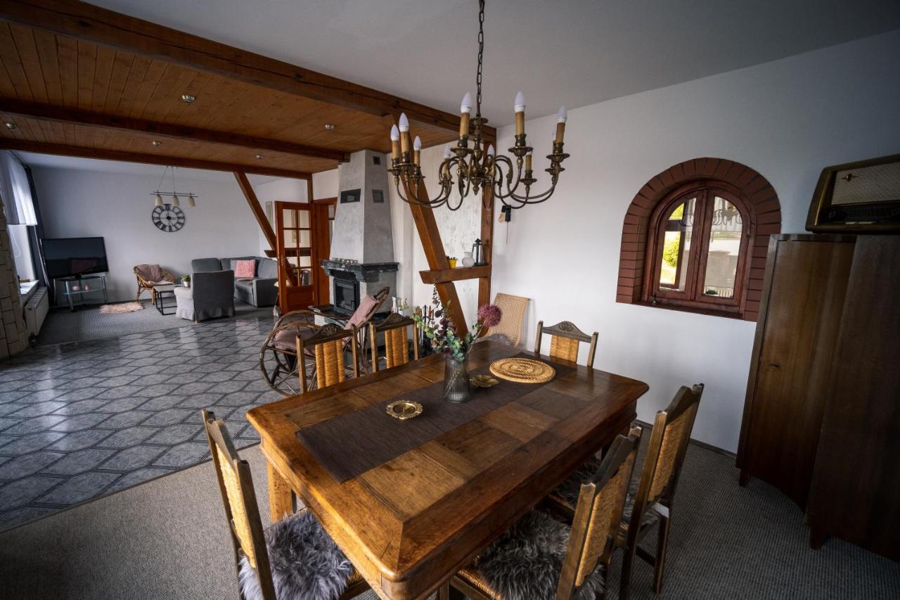 Dom Na Wzgorzu Z Widokiem Na Jezioro Z Balia I Sauna Lipnica  Dış mekan fotoğraf